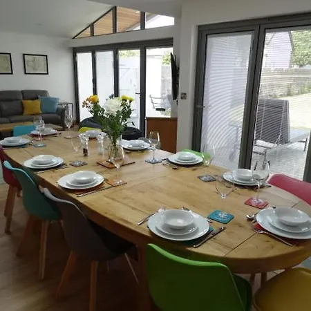 15 The Crescent - Cornwall